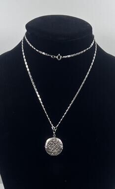 28 in Silver Tone Textured Locket Pendant Necklace Elegant Long Double Photo